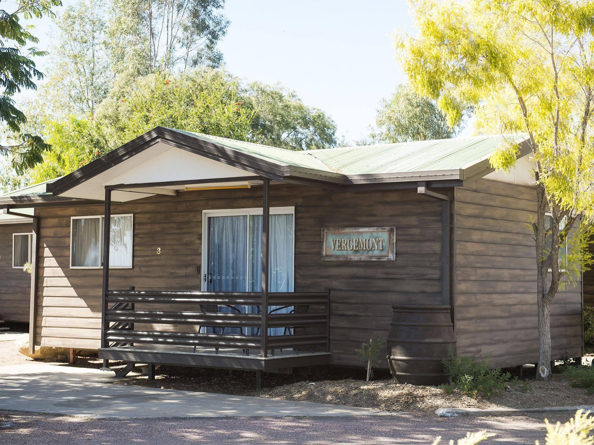 Saltbush Retreat Villa Longreach Eksteriør billede