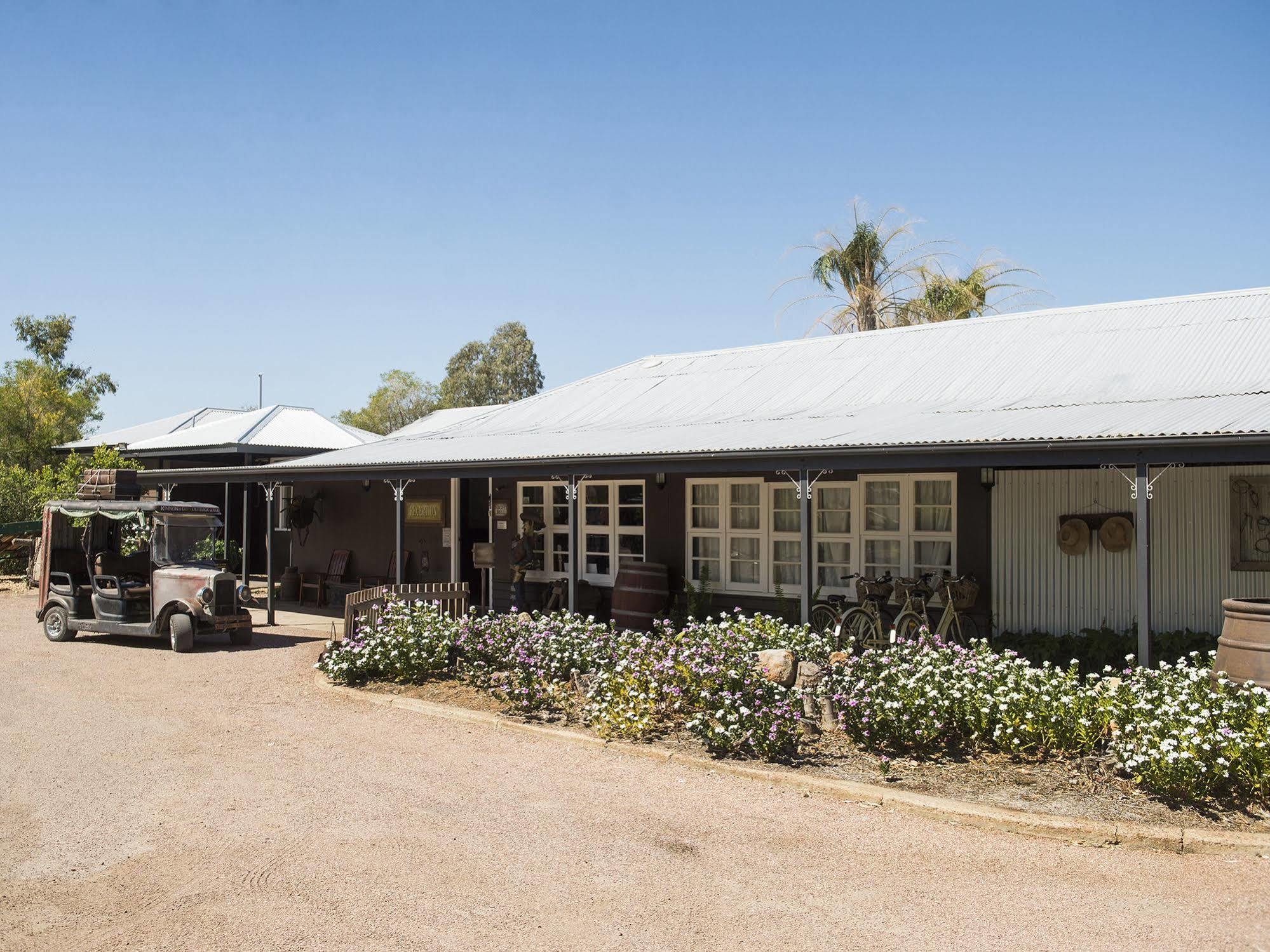 Saltbush Retreat Villa Longreach Eksteriør billede